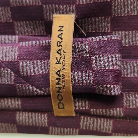 Ties - Picture 5 of 5